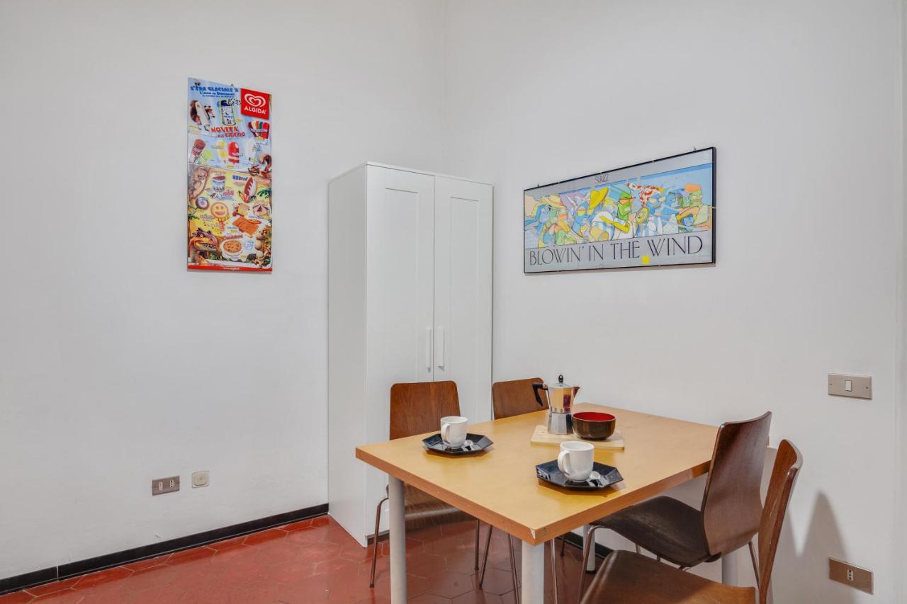 Porta Rossa Apartments Near Ponte Vecchio ฟลอเรนซ์ ภายนอก รูปภาพ