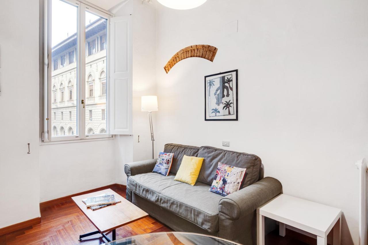 Porta Rossa Apartments Near Ponte Vecchio ฟลอเรนซ์ ภายนอก รูปภาพ